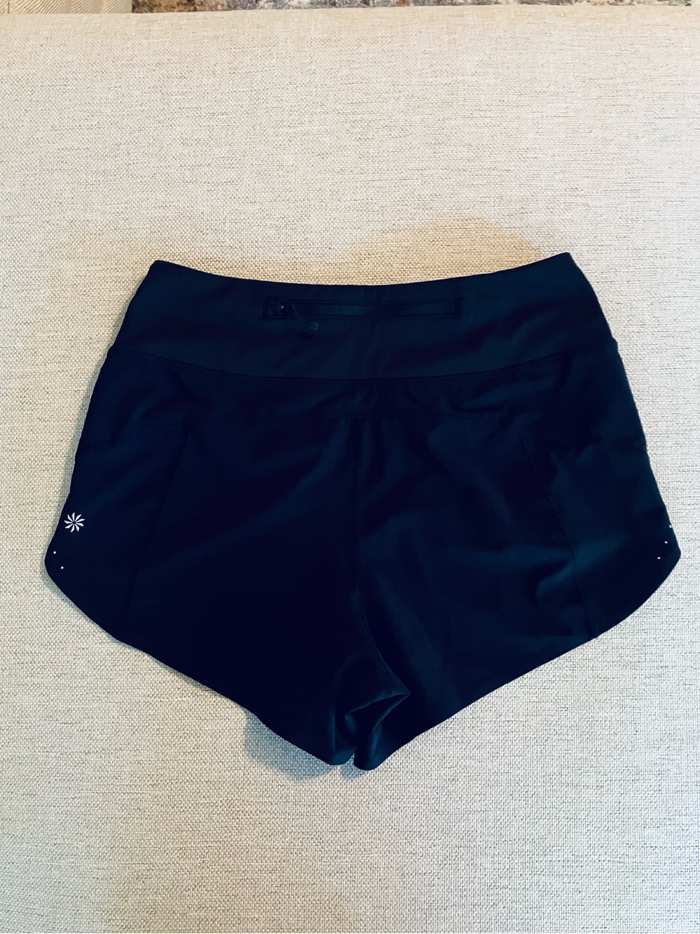 Athlet Run With It shorts